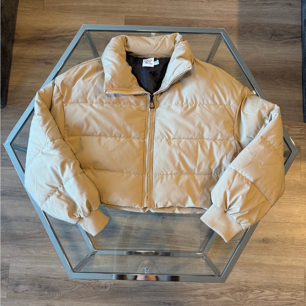 Princess Polly Georgia Cropped Puffer Jacket Beige
